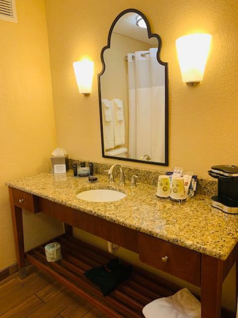 Hotel Wingate By Wyndham Elkins Esterno foto